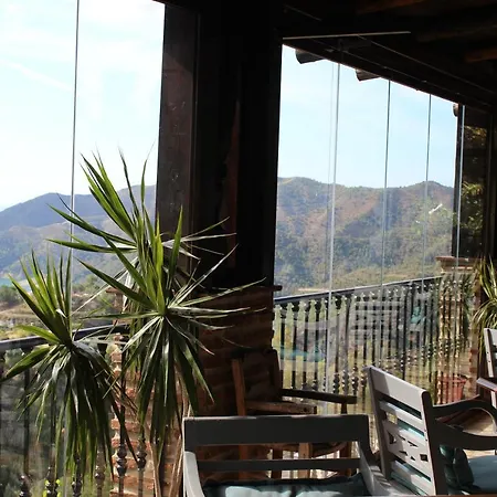 Rural Jarales Hotel Istan