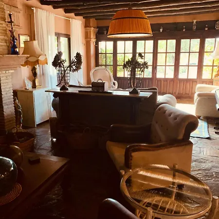 Hotel Rural Jarales Istan